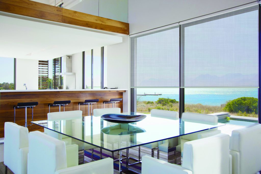 Single roller blinds – simple, stylish and effective